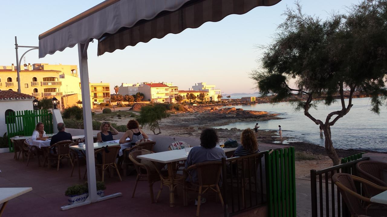 Hostal Restaurante Playa Colonia de Sant Jordi Exterior foto